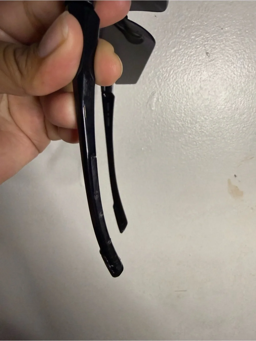 Sleek Black Wraparound Sunglasses - Smoke Lenses